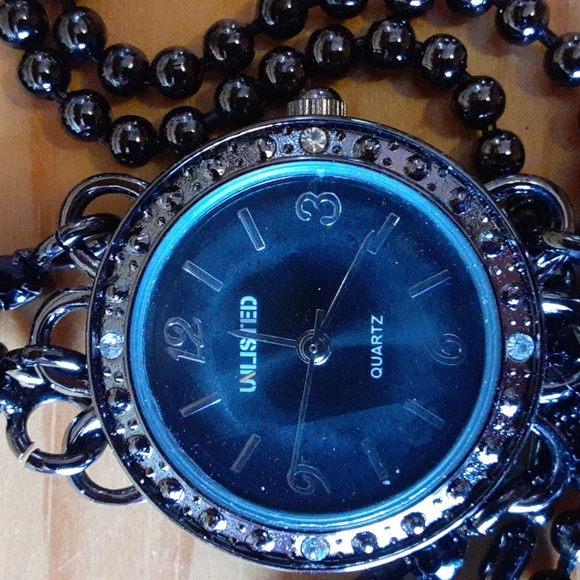 KC Bracelet Watch - Picture 7 of 7